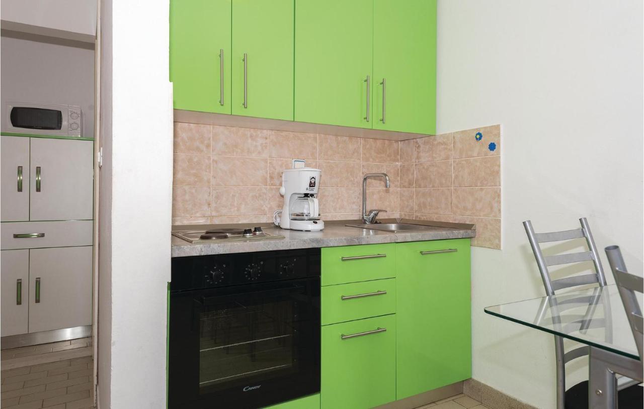 Beautiful Apartment In Rogoznica With Wifi المظهر الخارجي الصورة